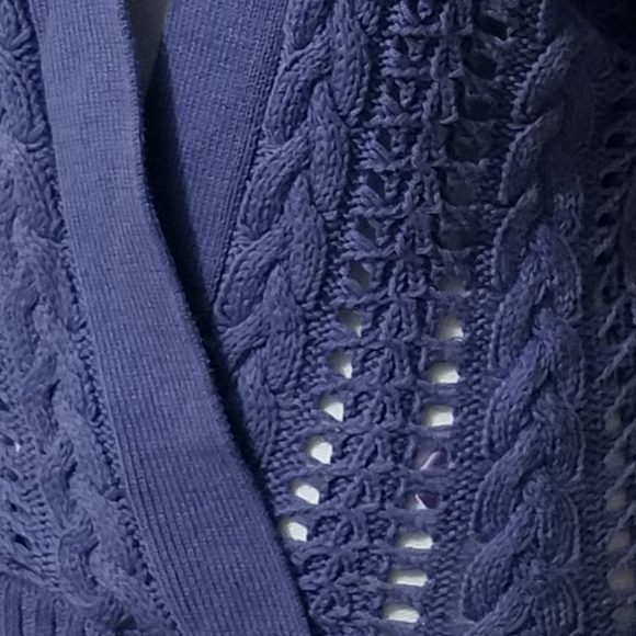 🎋BCBG Cable Knit Hoodie Sweater - Picture 11 of 13